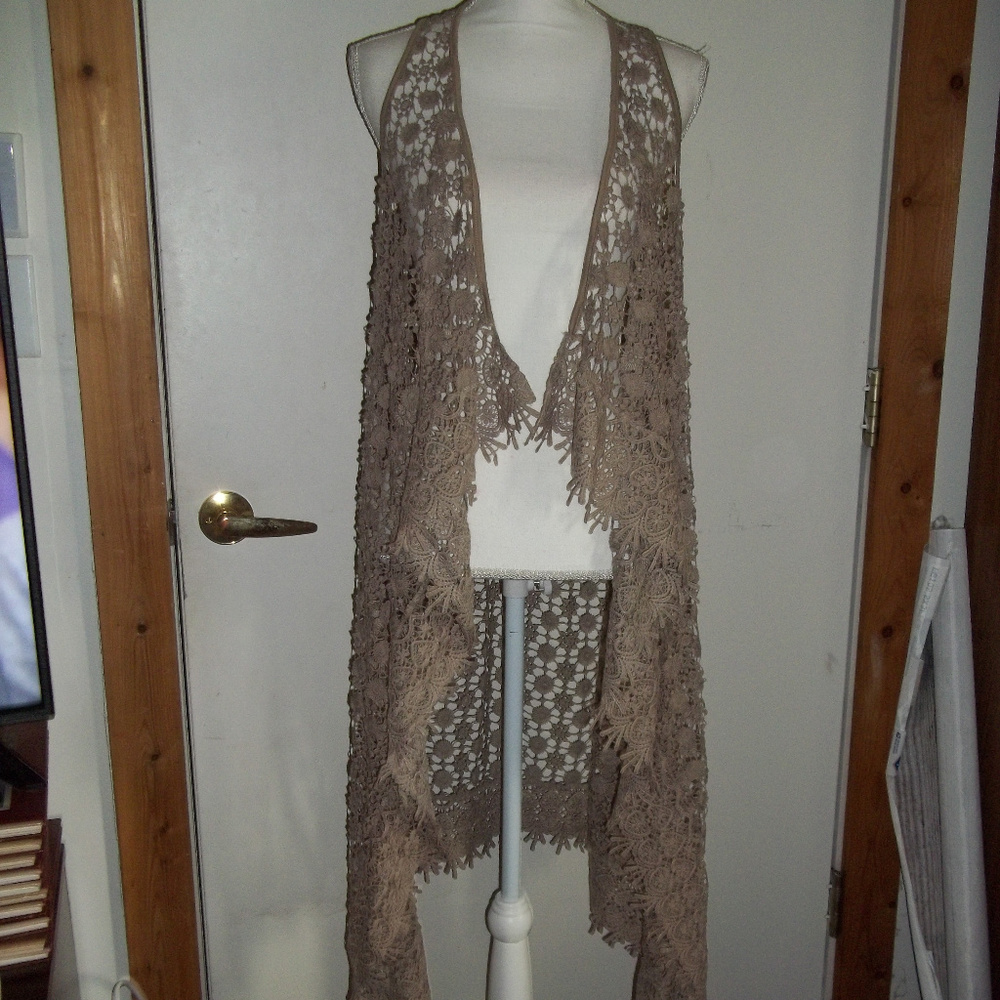 Long Open Front Sleeveless Crochet Cardigan M
